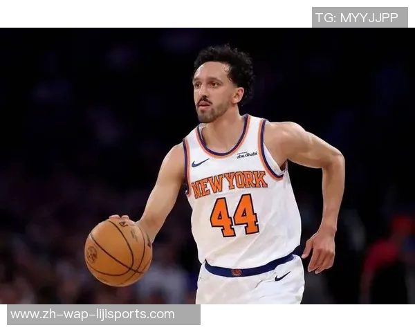 沙梅特与沃特福特联手发威尼克斯力克篮网晋级首轮对阵活塞